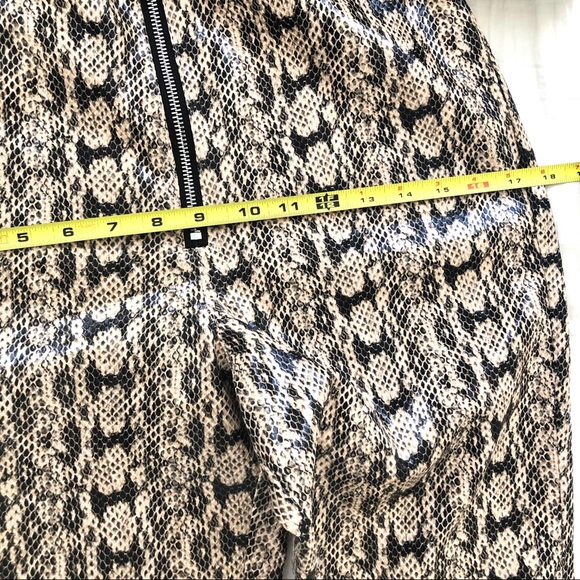 NWOT DBernstein snake print faux leather pants S - Picture 8 of 10